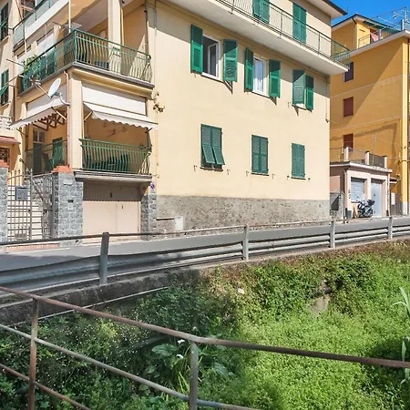 Miriam E Carlo Apartment