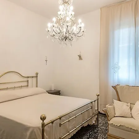 アパート Miriam E Carlo *