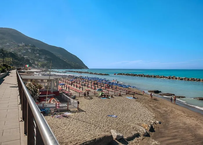 Miriam E Carlo Apartman *